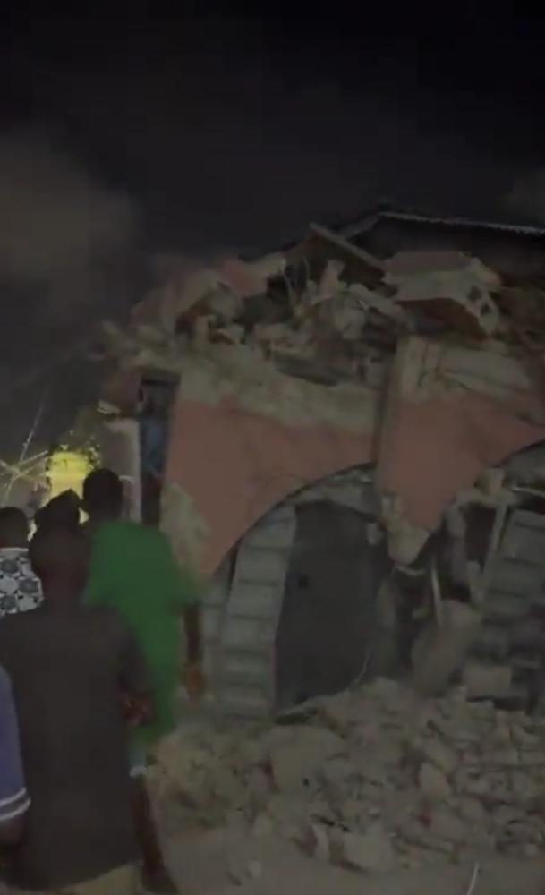 Death Toll In Lagos Building Collapse Hits Eight