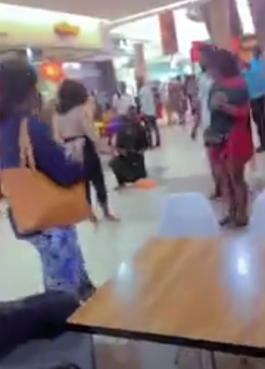 VIDEO: Man Receives Hot Slap From Lady He Proposed To